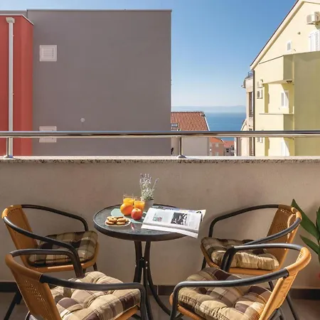 Apartment One-bedroom With Sea View 07 Makarska