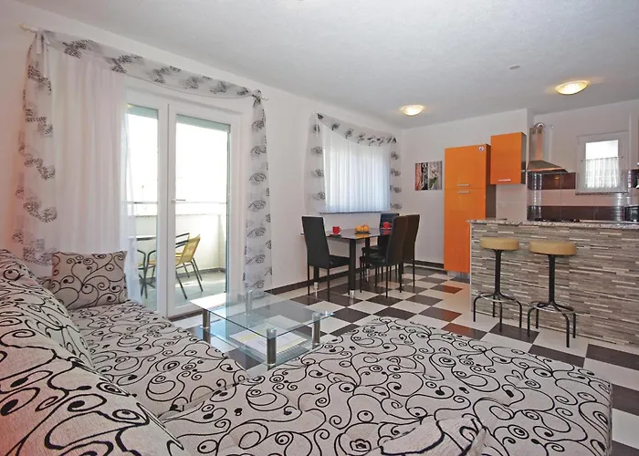 شقة One-bedroom With Sea View 07