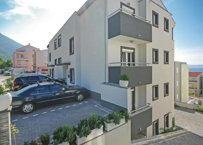 One-bedroom With Sea View 07 ماكارسكا