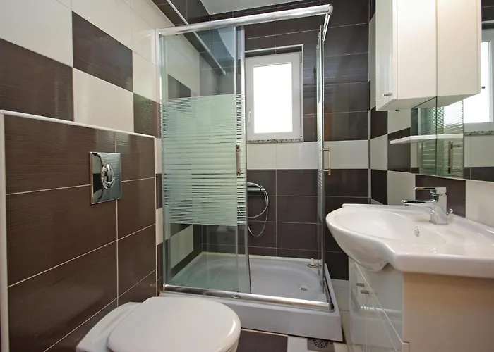 One-bedroom With Sea View 07 شقة