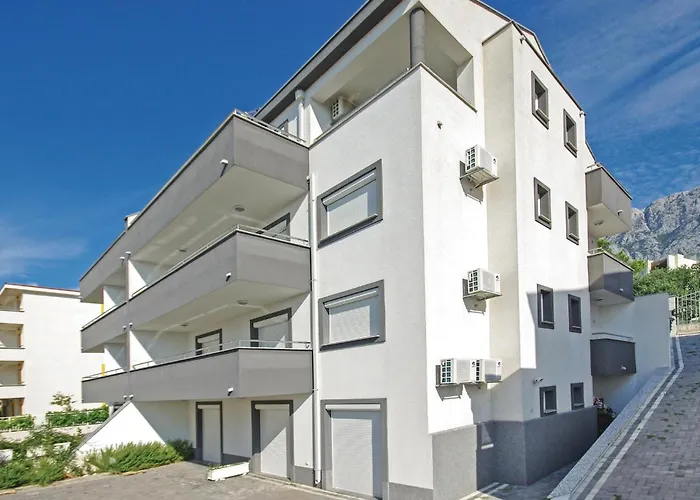 One-bedroom With Sea View 07 شقة ماكارسكا